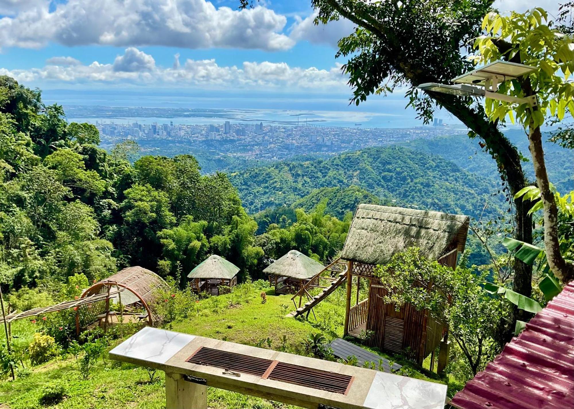 Anza Cabin At Threesome Cafe Villa Cebu Exterior photo